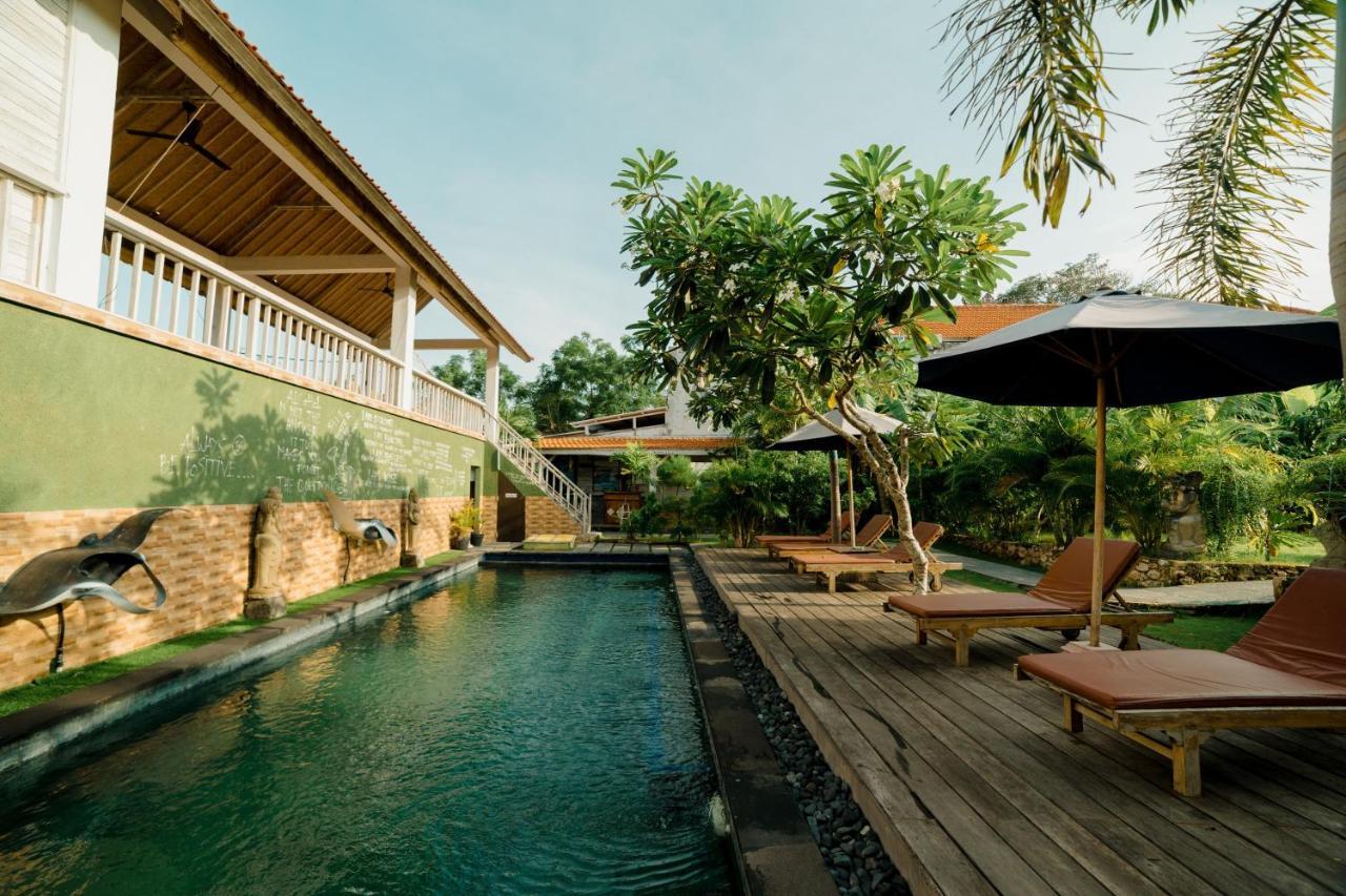 The Canda Villa Nusa Lembongan Exterior photo