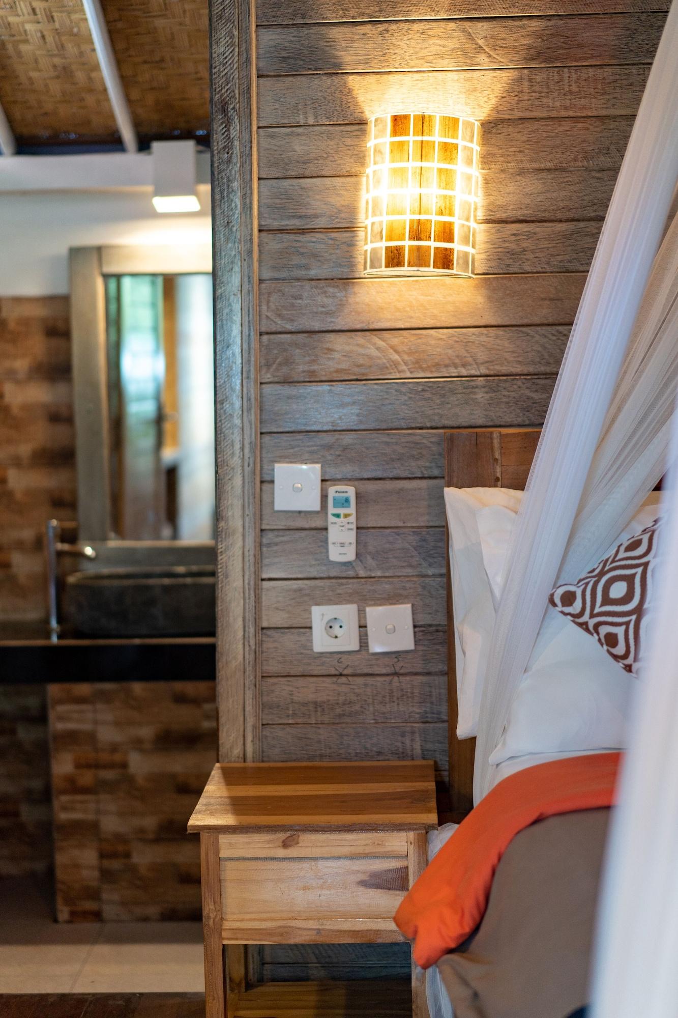 The Canda Villa Nusa Lembongan Exterior photo